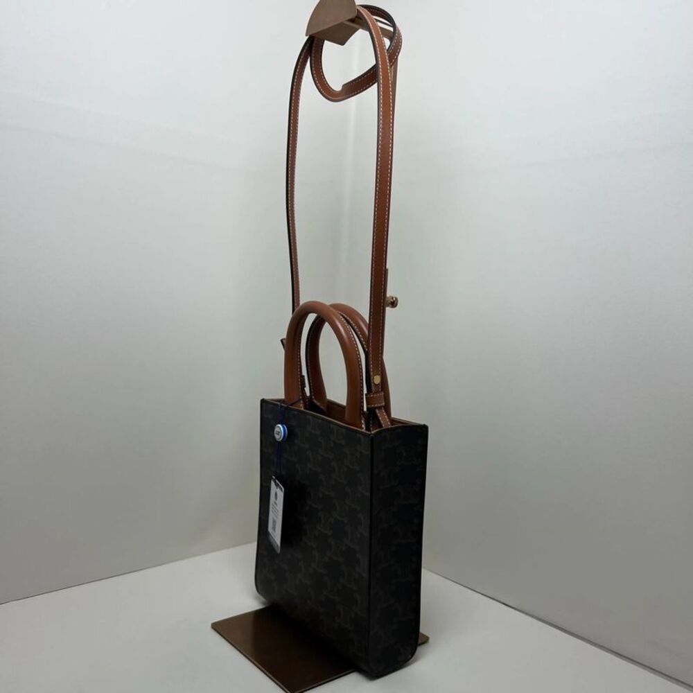 Celine Women Pre-Loved Bag Very Good Condition - Picture 6 of 9